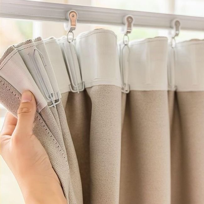 Durable Curtain Hooks in Dubai