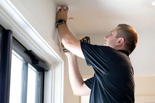 Expert curtain fixing shop in Dubai