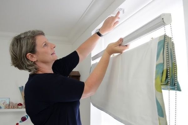 Roman blinds repair Dubai