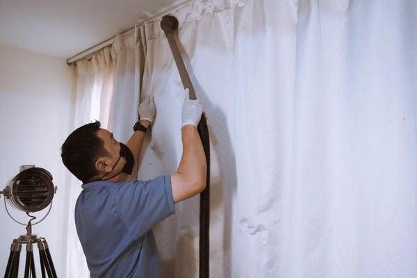 Quick curtain cleaning service in Dubai