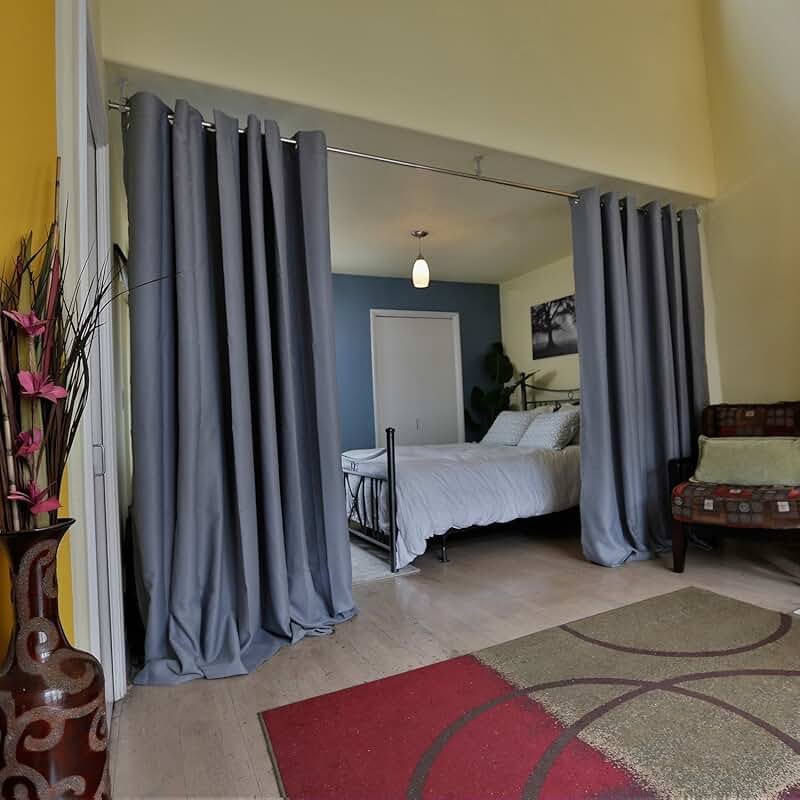 How to hang curtains in an apartment?